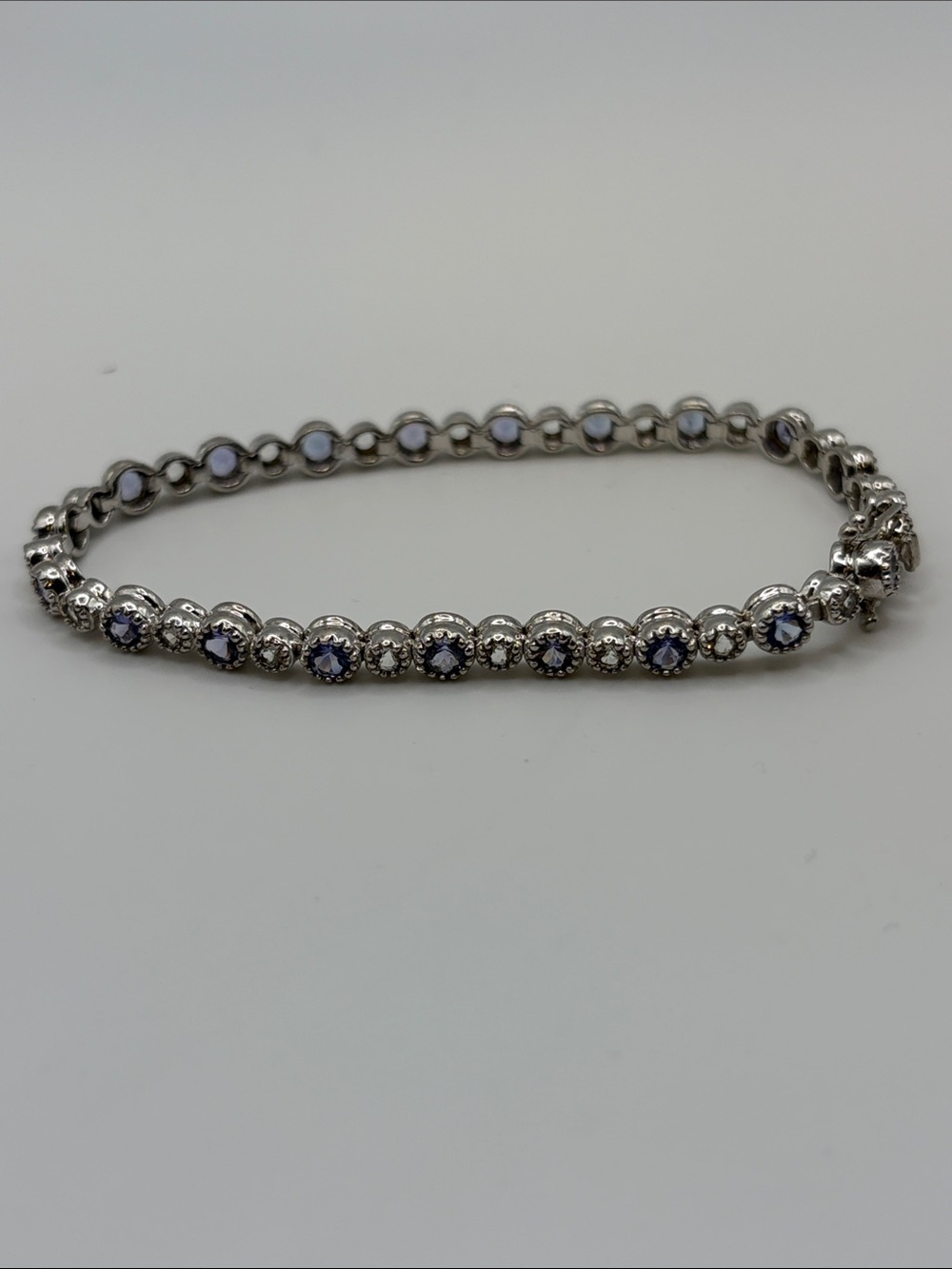 Sterling Silver 925 clear and purple stone bracelet 7.25 inches
